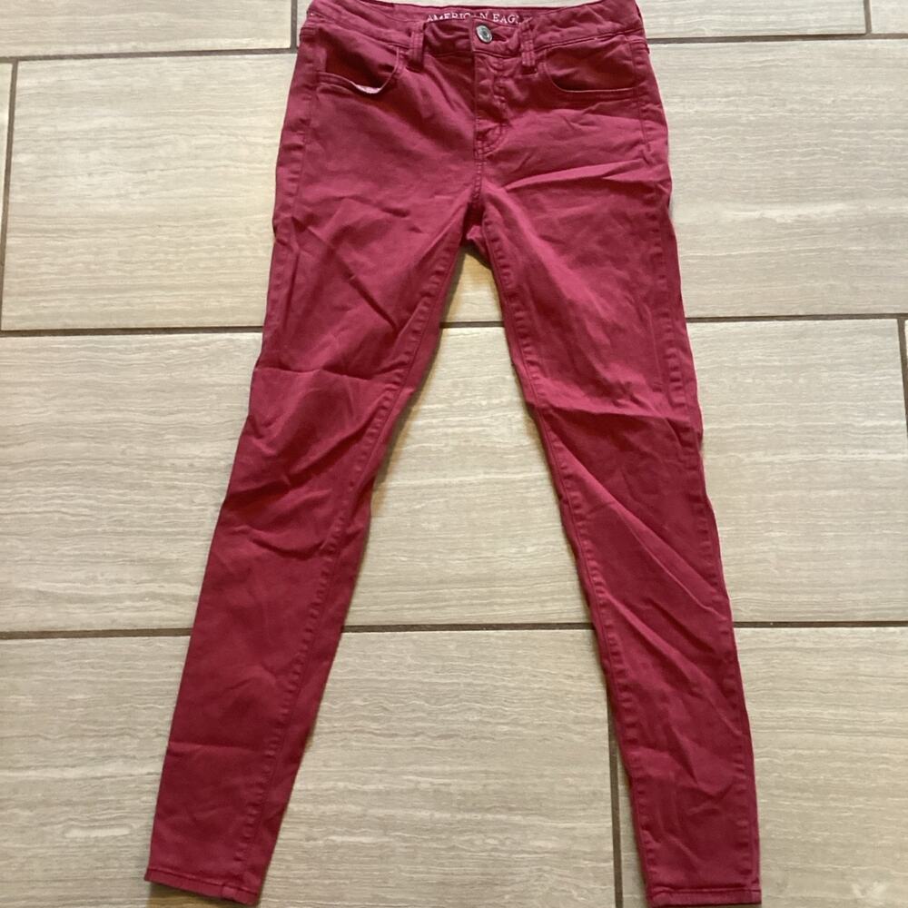 Woman’s AE jeggings